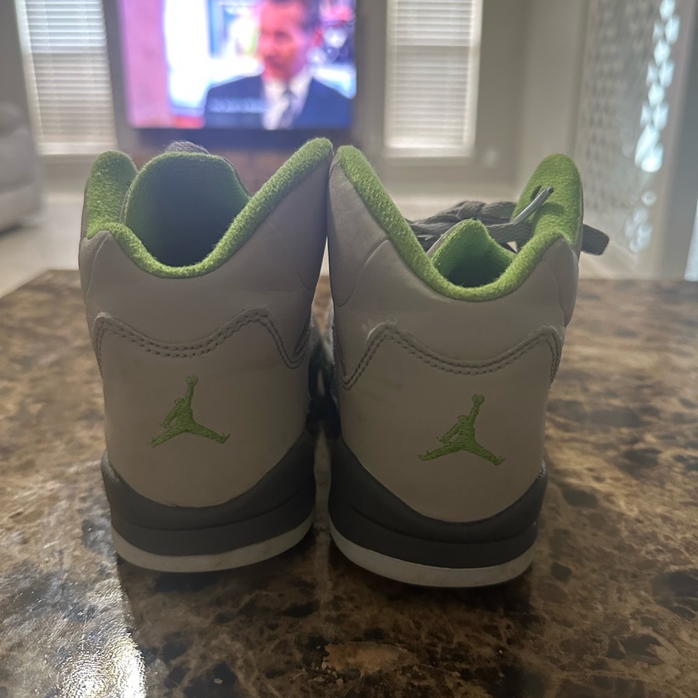 Jordan 5 green beans